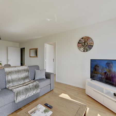 Chic Apart With Great View Of Paris Apartamento Saint-Denis-en-Margeride Exterior foto