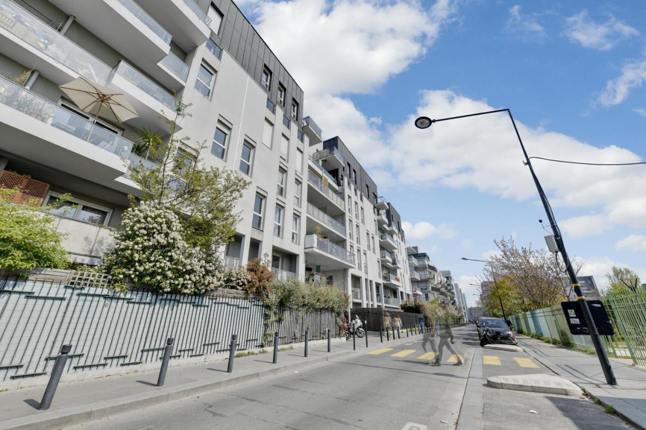 Chic Apart With Great View Of Paris Apartamento Saint-Denis-en-Margeride Exterior foto